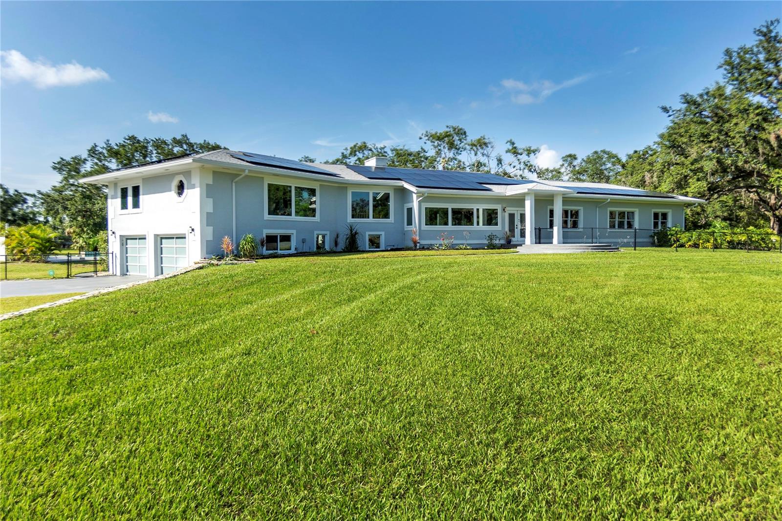 3425 W FOREST LAKE CIR