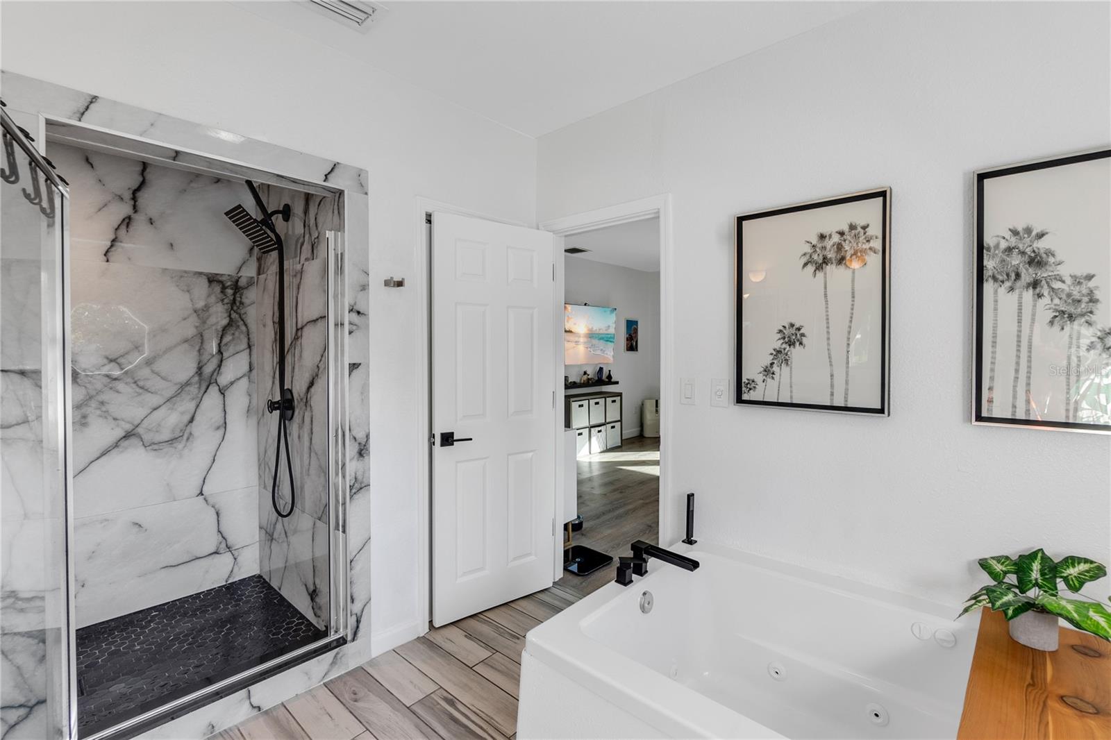 3425 W FOREST LAKE CIR