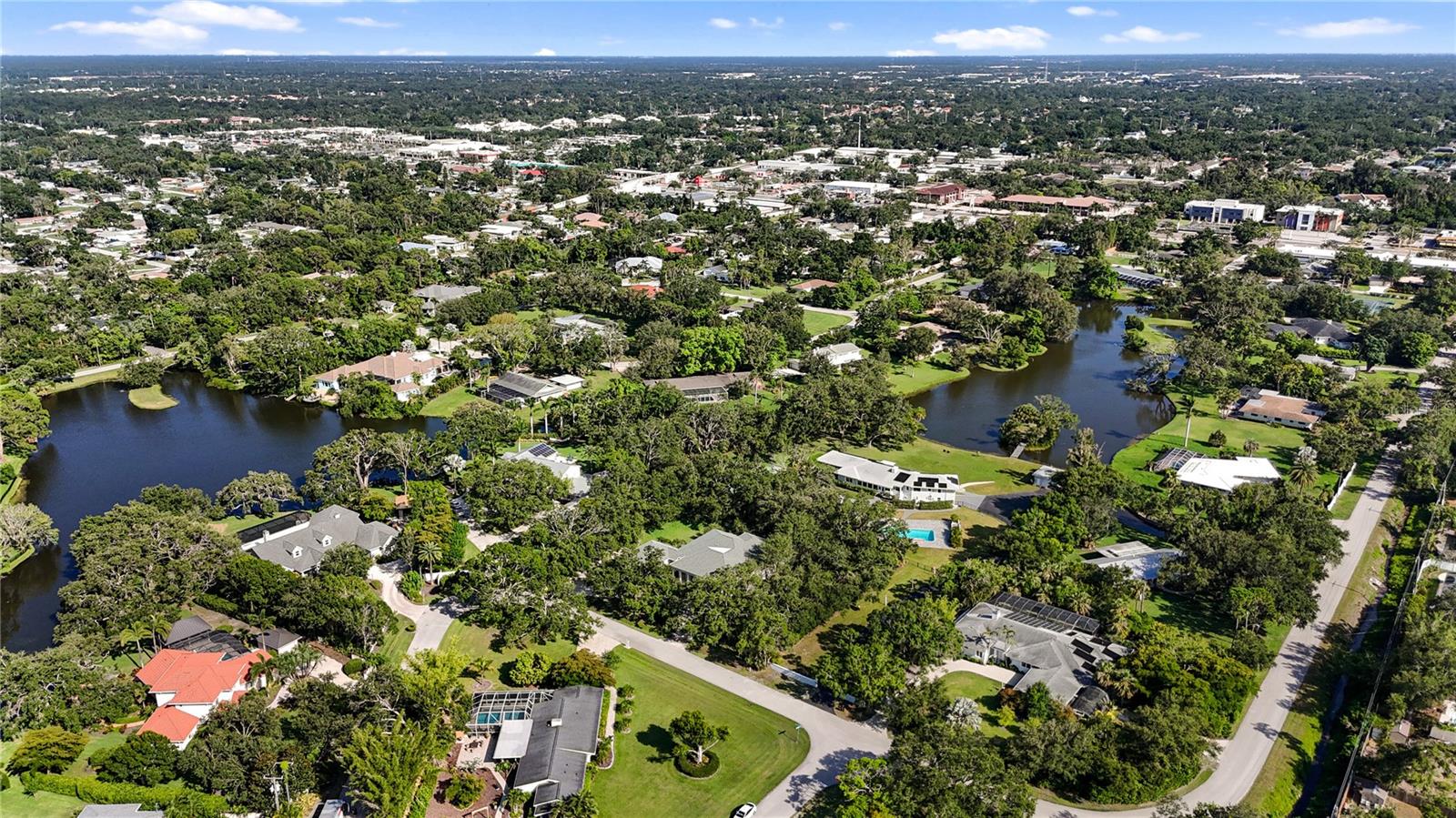 3425 W FOREST LAKE CIR