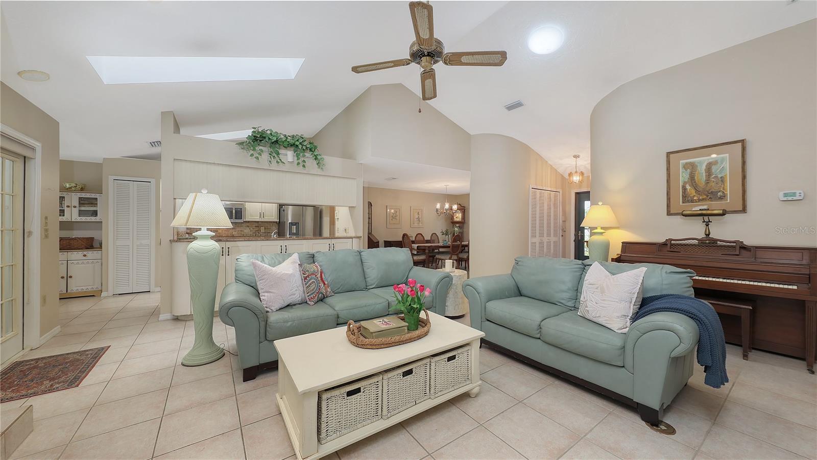 4453 LITTLE JOHN TRL