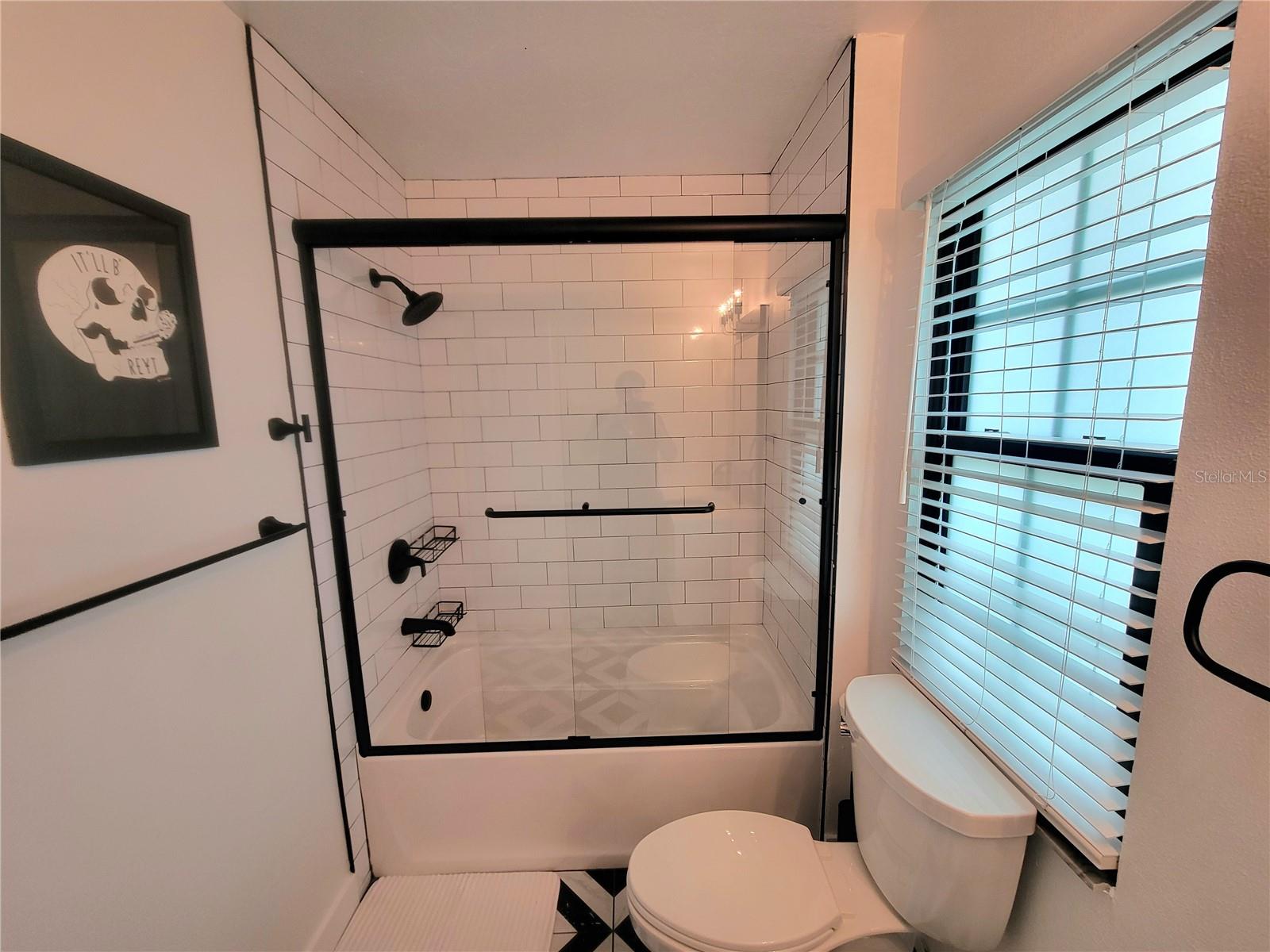 252 S LINKS AVE #2nd Floor