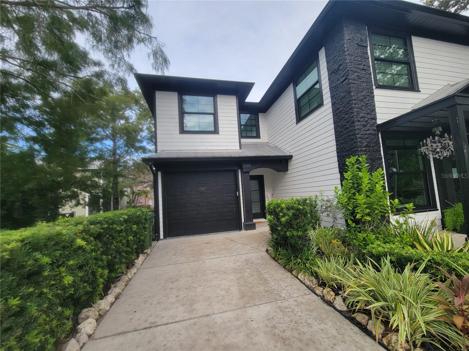 252 S LINKS AVE #2nd Floor