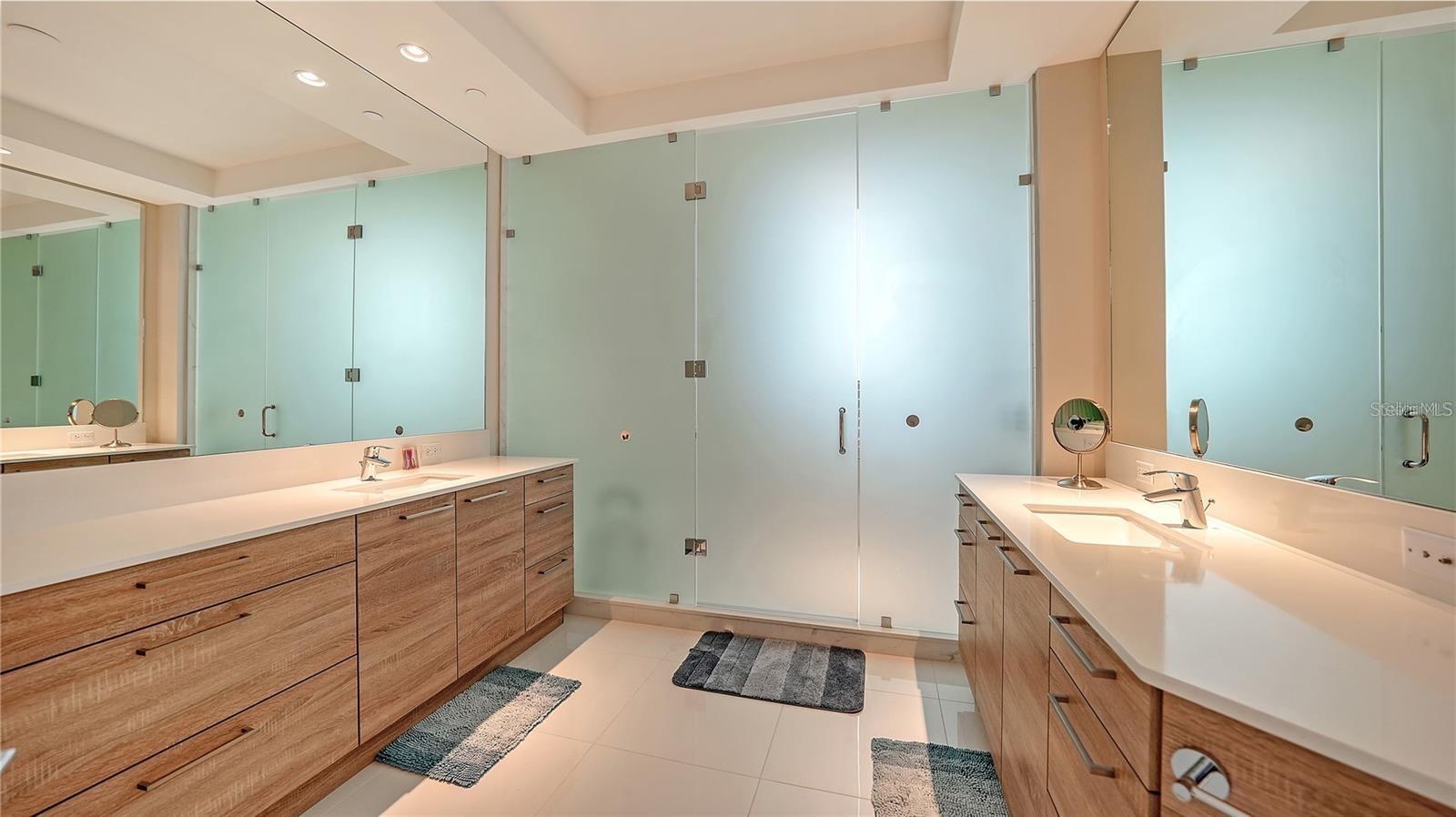 111 S PINEAPPLE AVE #1210