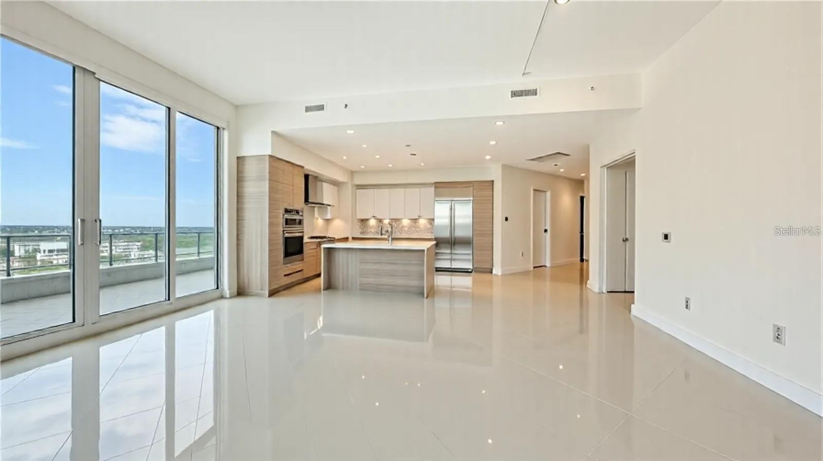 111 S PINEAPPLE AVE #1210