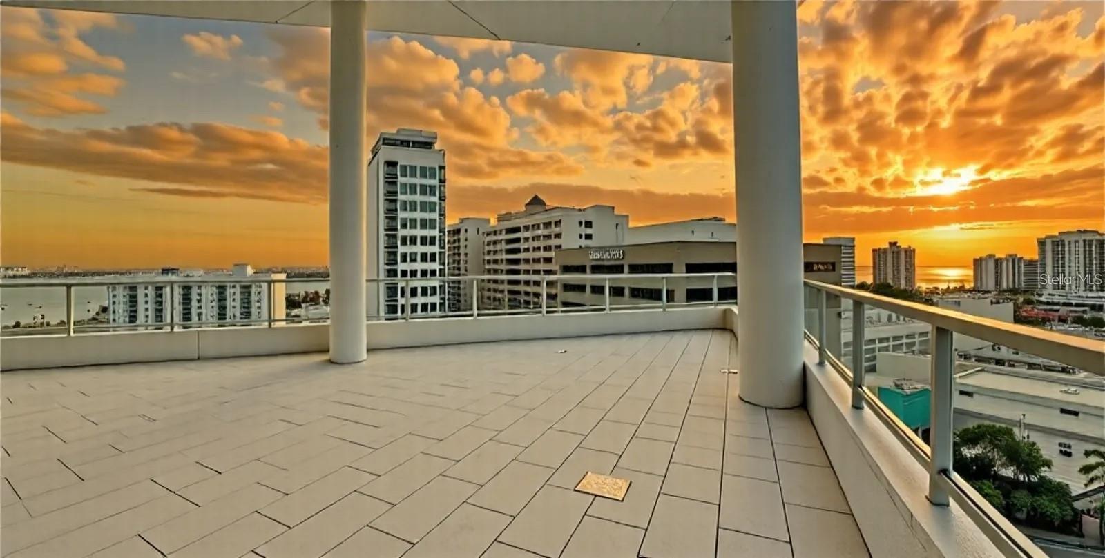 111 S PINEAPPLE AVE #1210