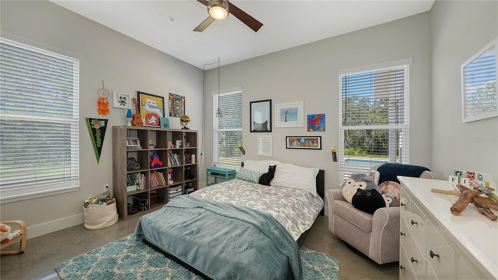 1408 OAK HAMMOCK RD