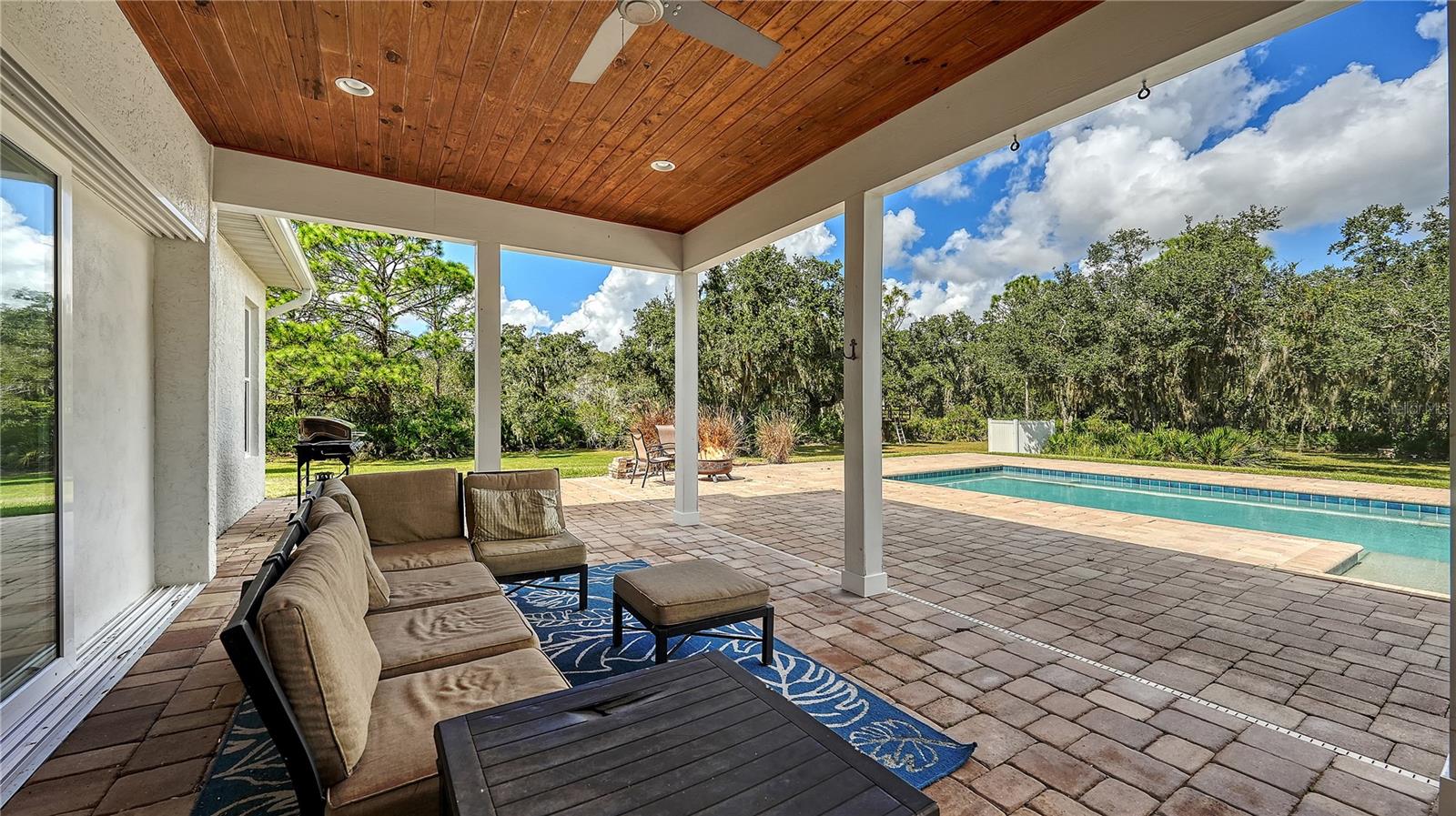 1408 OAK HAMMOCK RD
