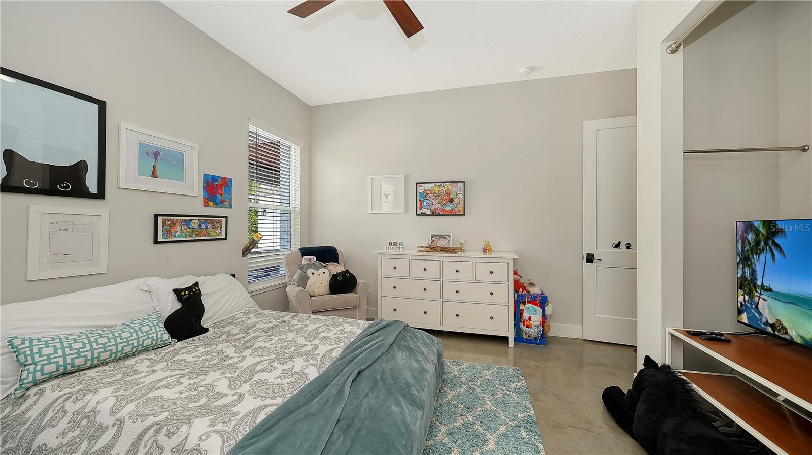 1408 OAK HAMMOCK RD