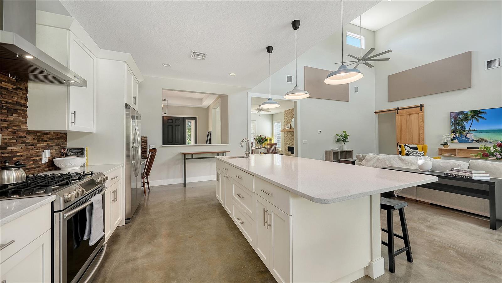 1408 OAK HAMMOCK RD