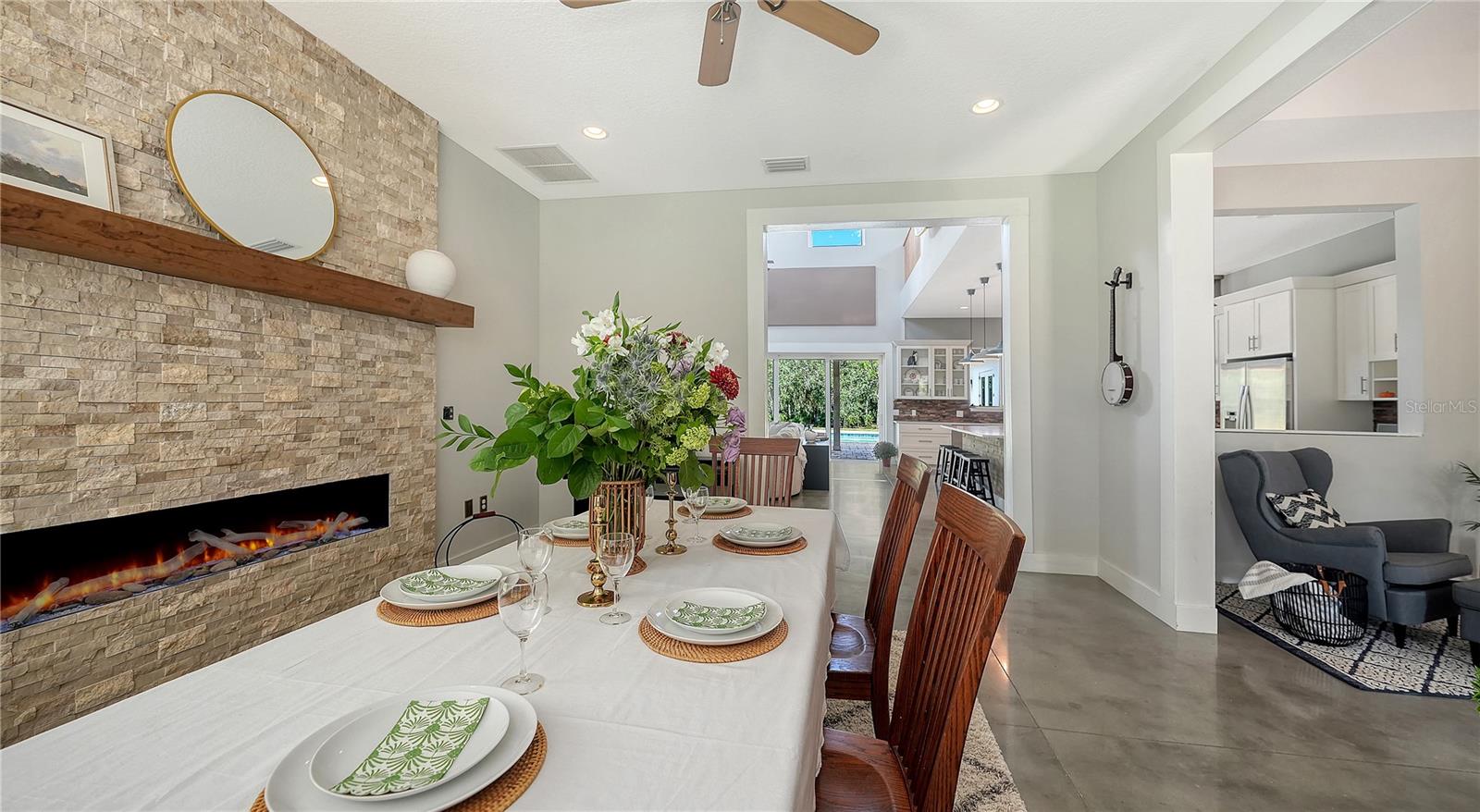 1408 OAK HAMMOCK RD