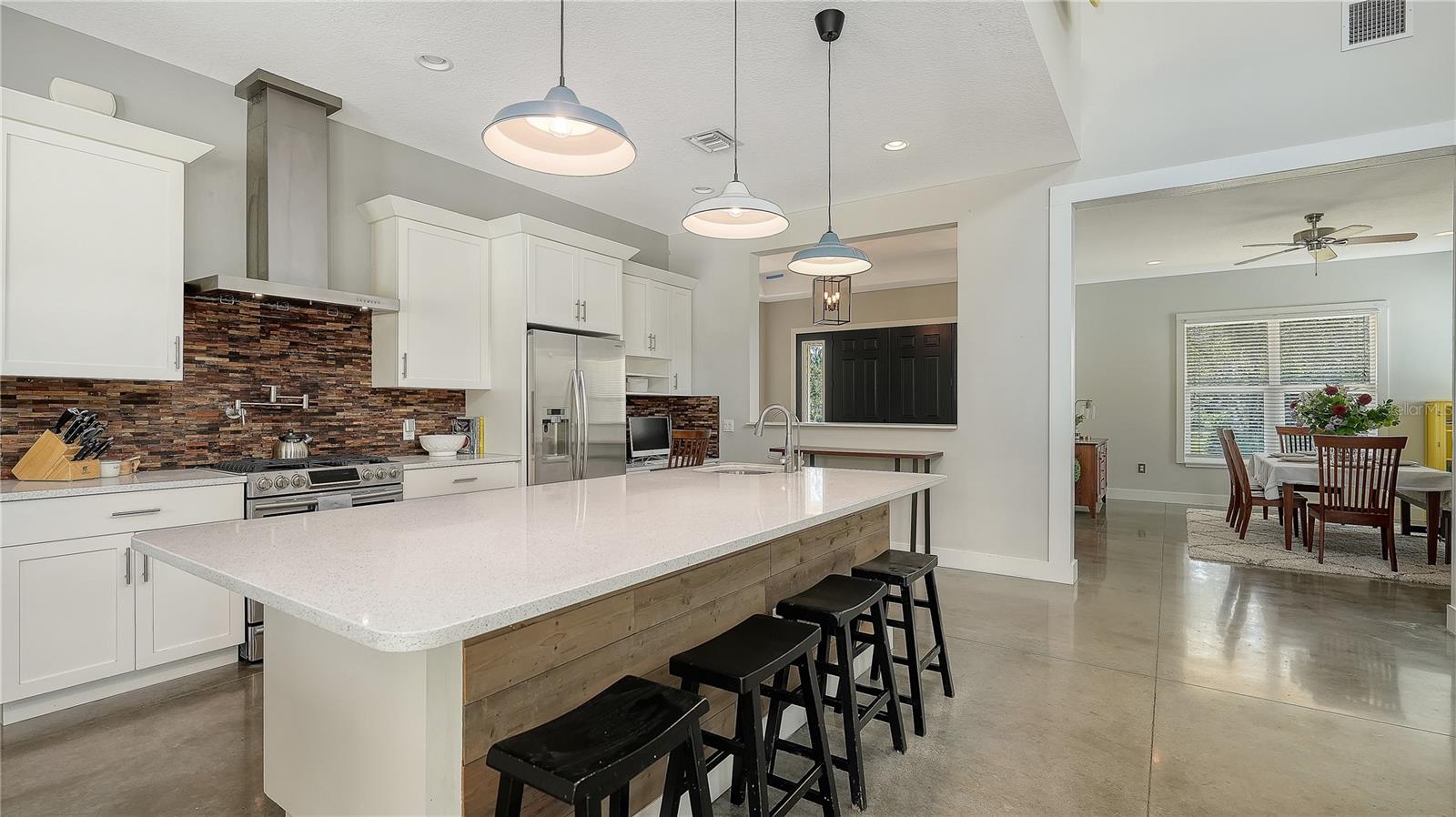 1408 OAK HAMMOCK RD