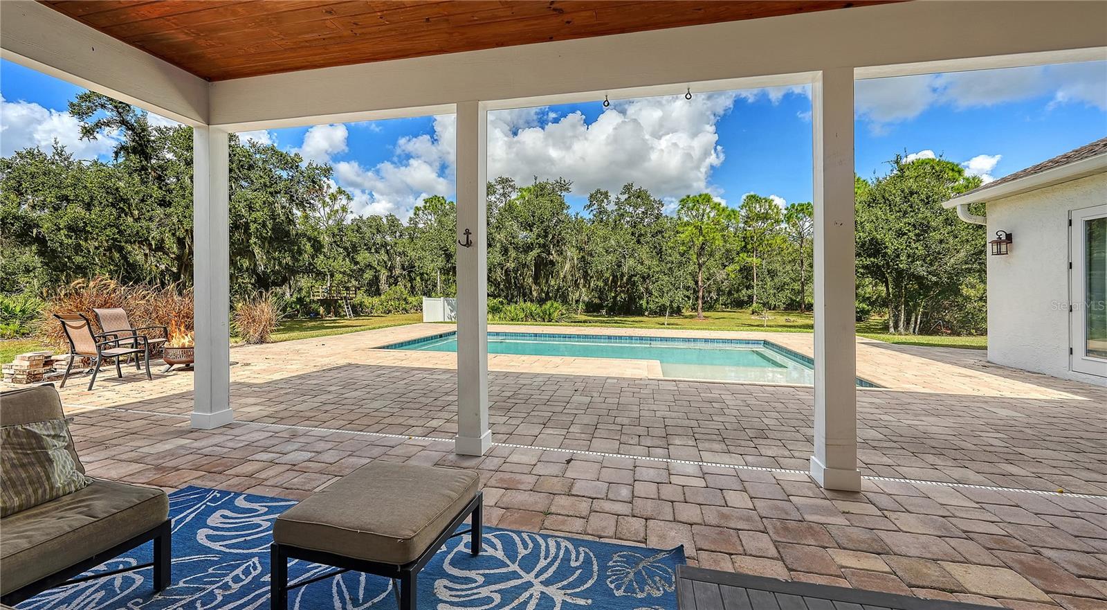 1408 OAK HAMMOCK RD