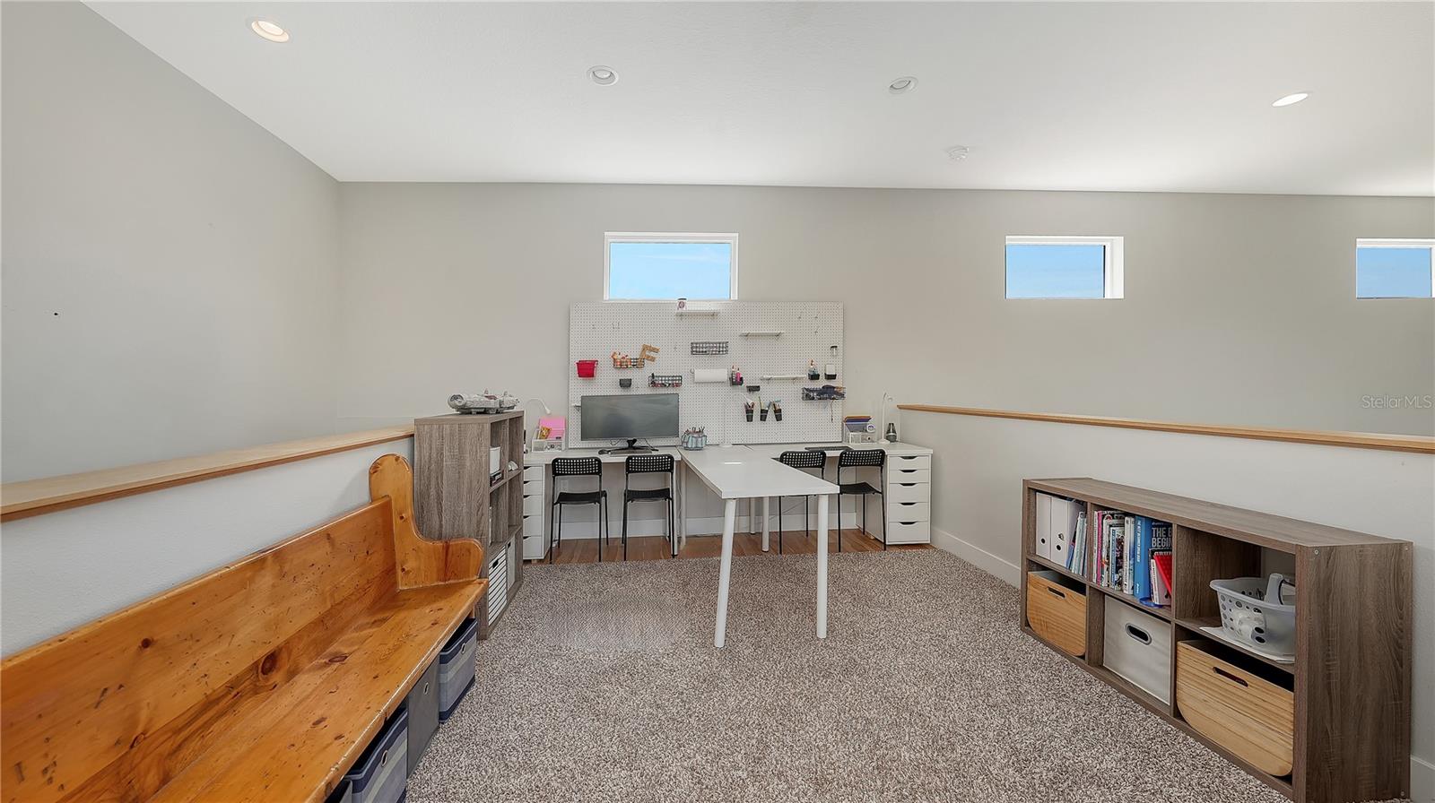 1408 OAK HAMMOCK RD