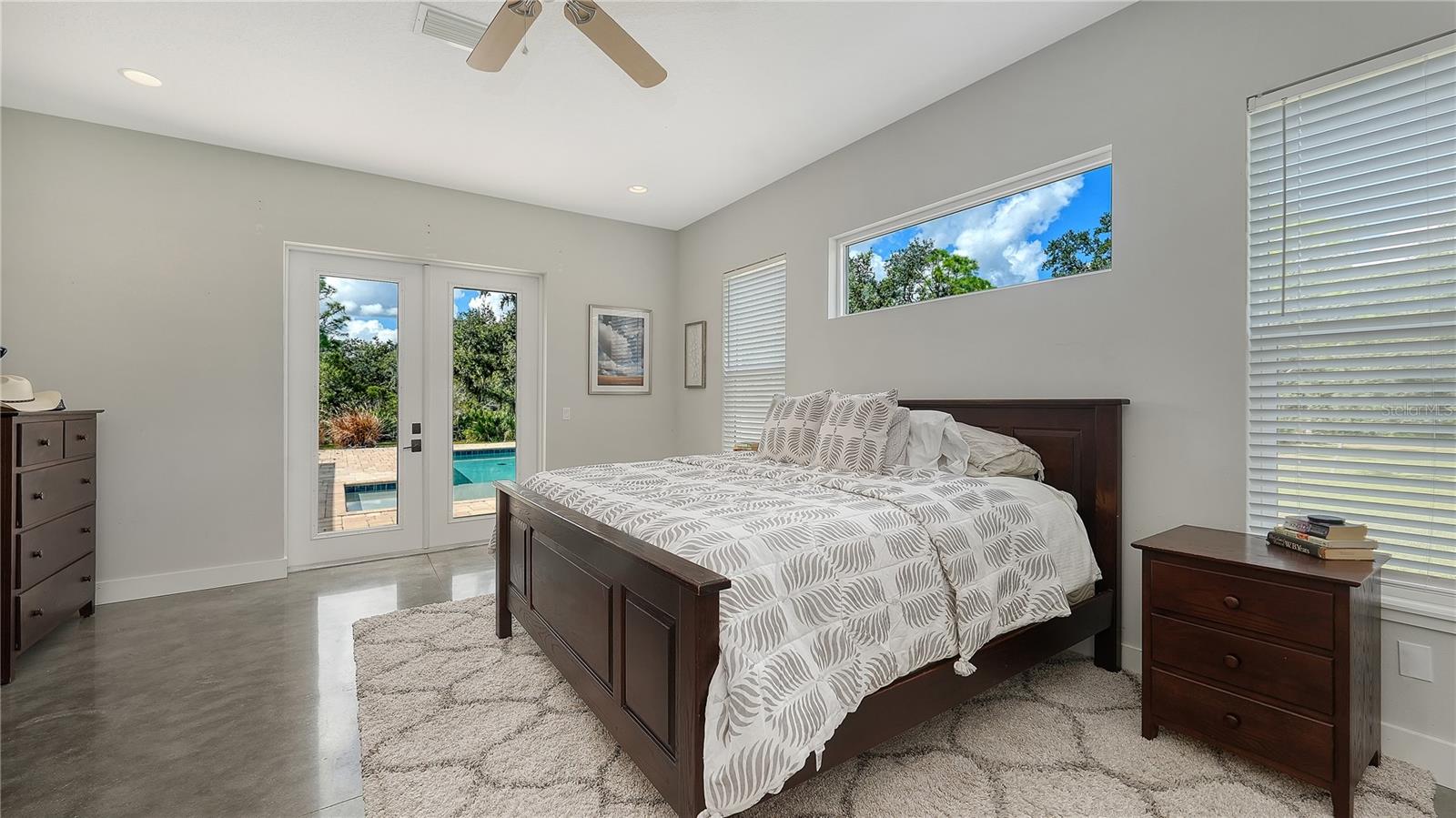 1408 OAK HAMMOCK RD