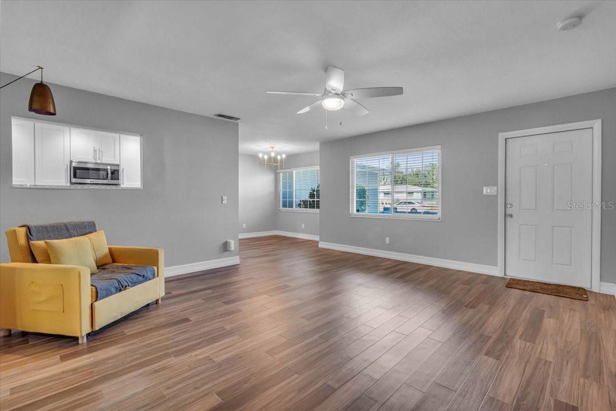 3374 BOUGAINVILLEA ST