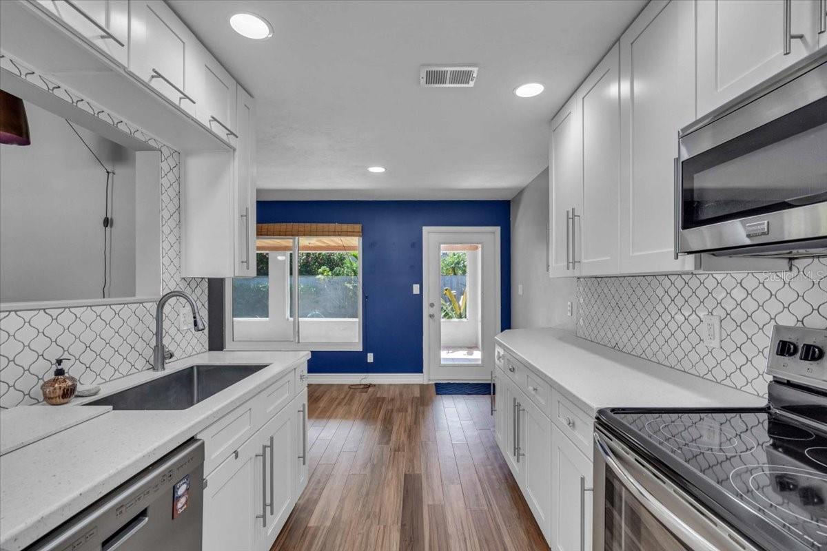 3374 BOUGAINVILLEA ST