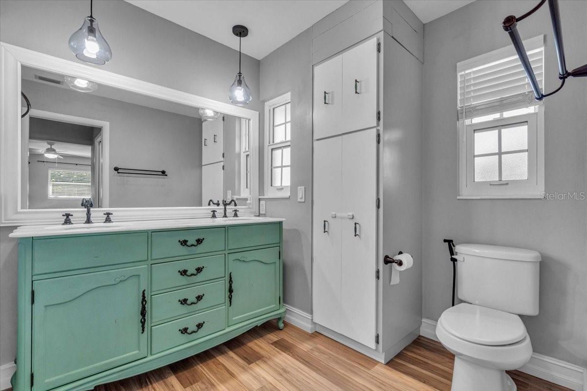 3374 BOUGAINVILLEA ST