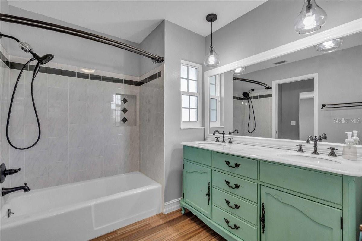 3374 BOUGAINVILLEA ST