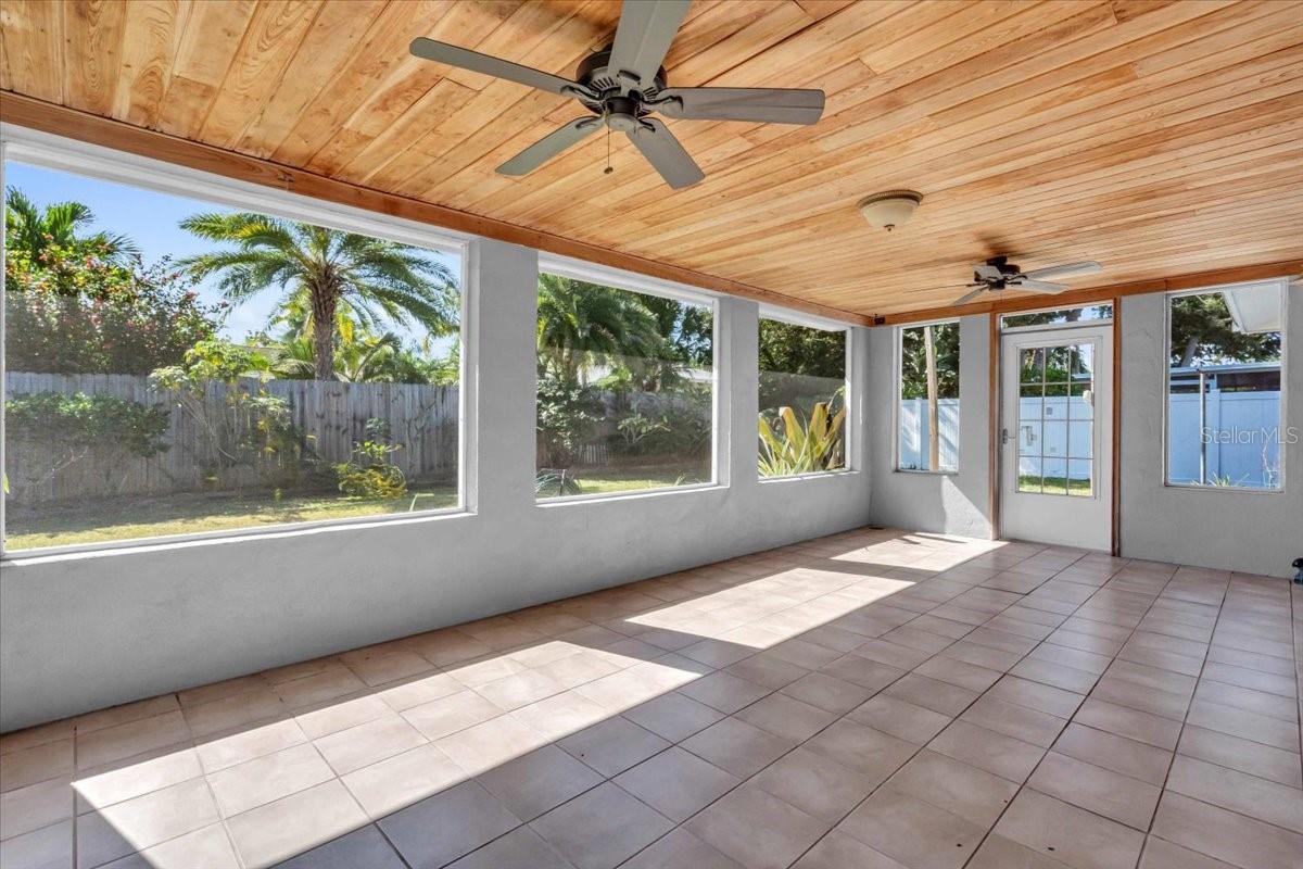 3374 BOUGAINVILLEA ST