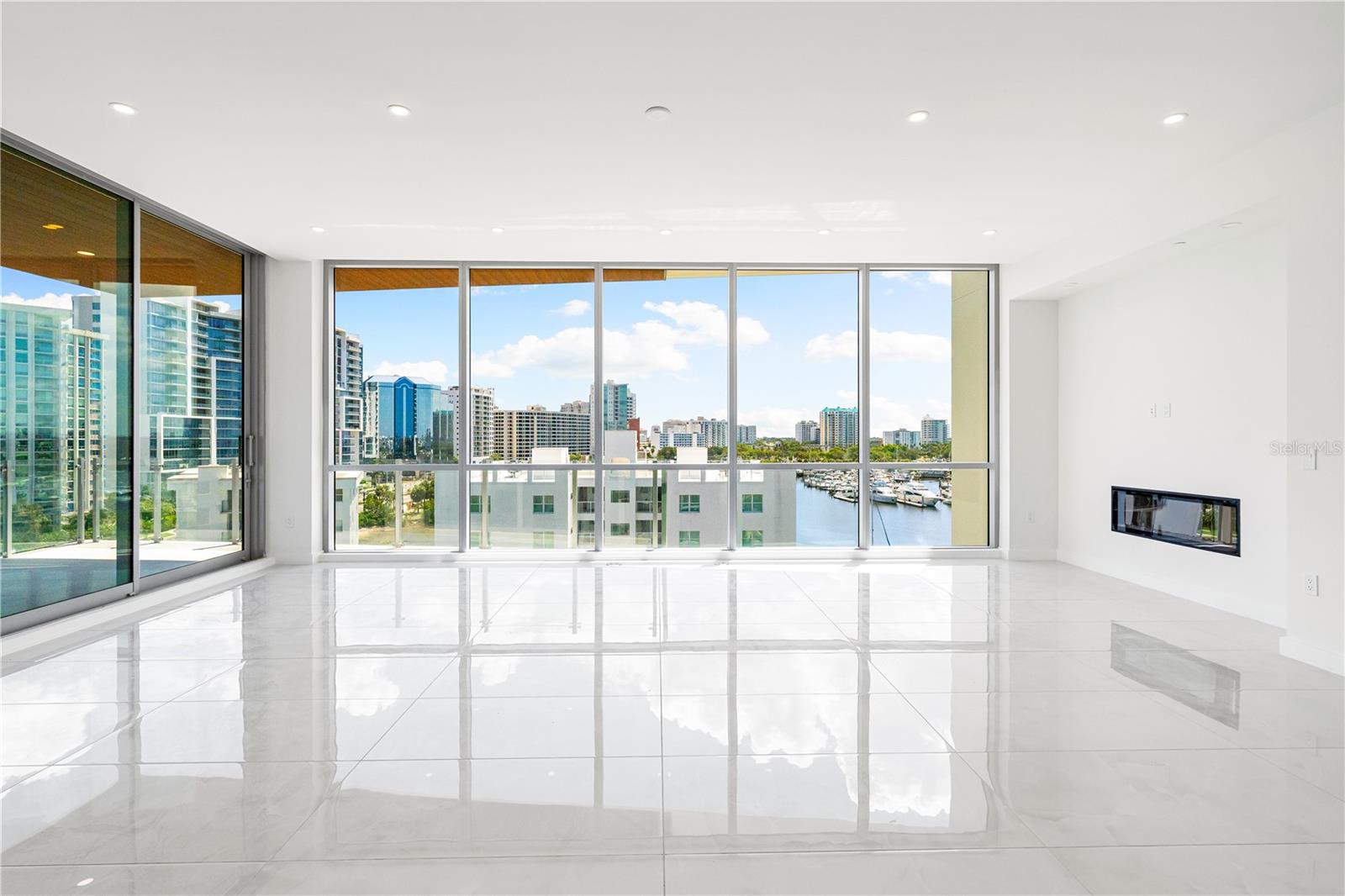 111 GOLDEN GATE PT #602