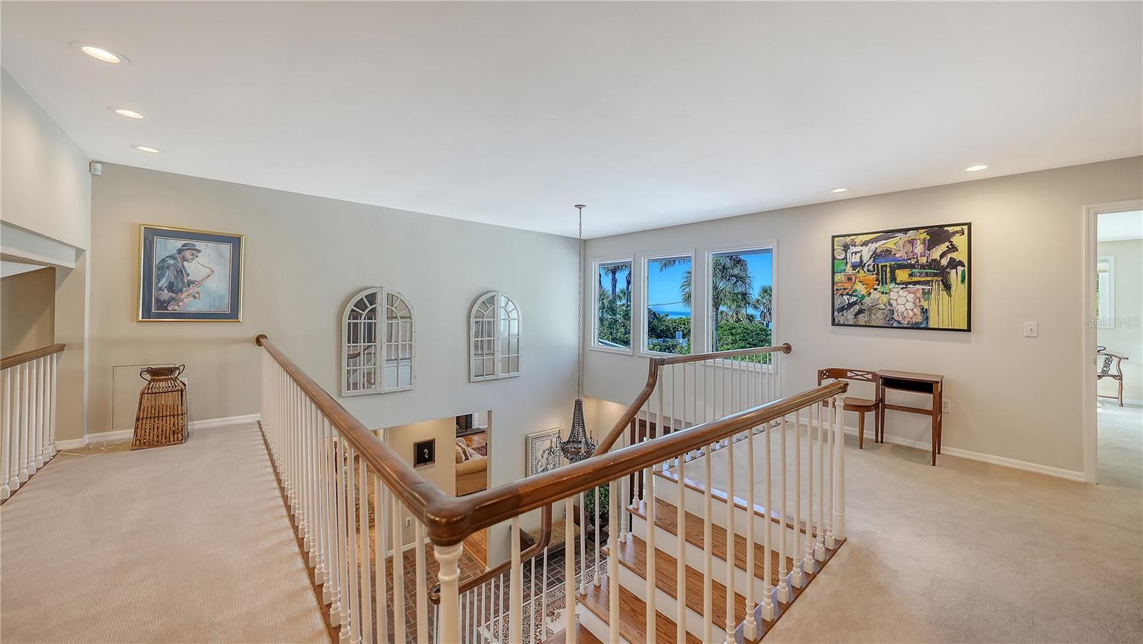 1042 N CASEY KEY RD