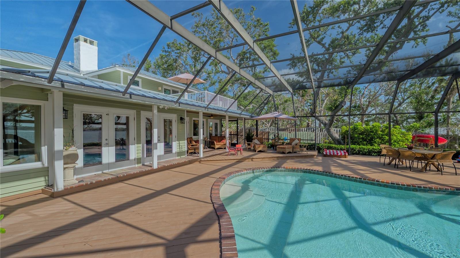 1042 N CASEY KEY RD