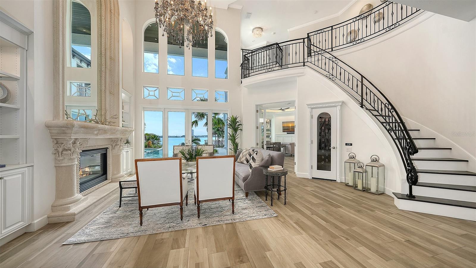 1418 JOHN RINGLING PKWY