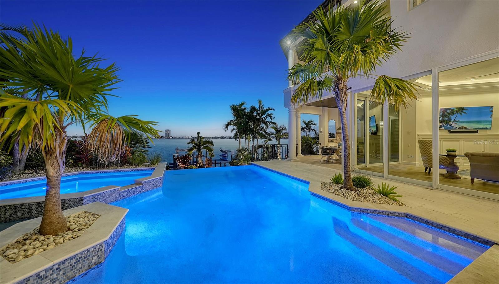 1418 JOHN RINGLING PKWY