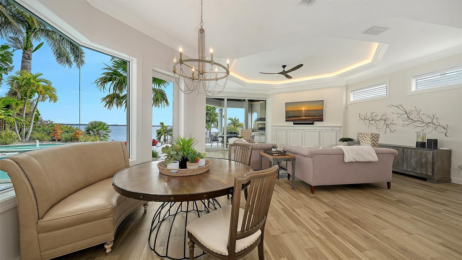 1418 JOHN RINGLING PKWY