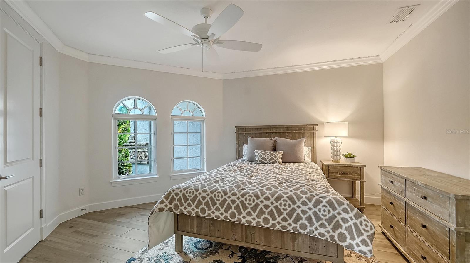 1418 JOHN RINGLING PKWY