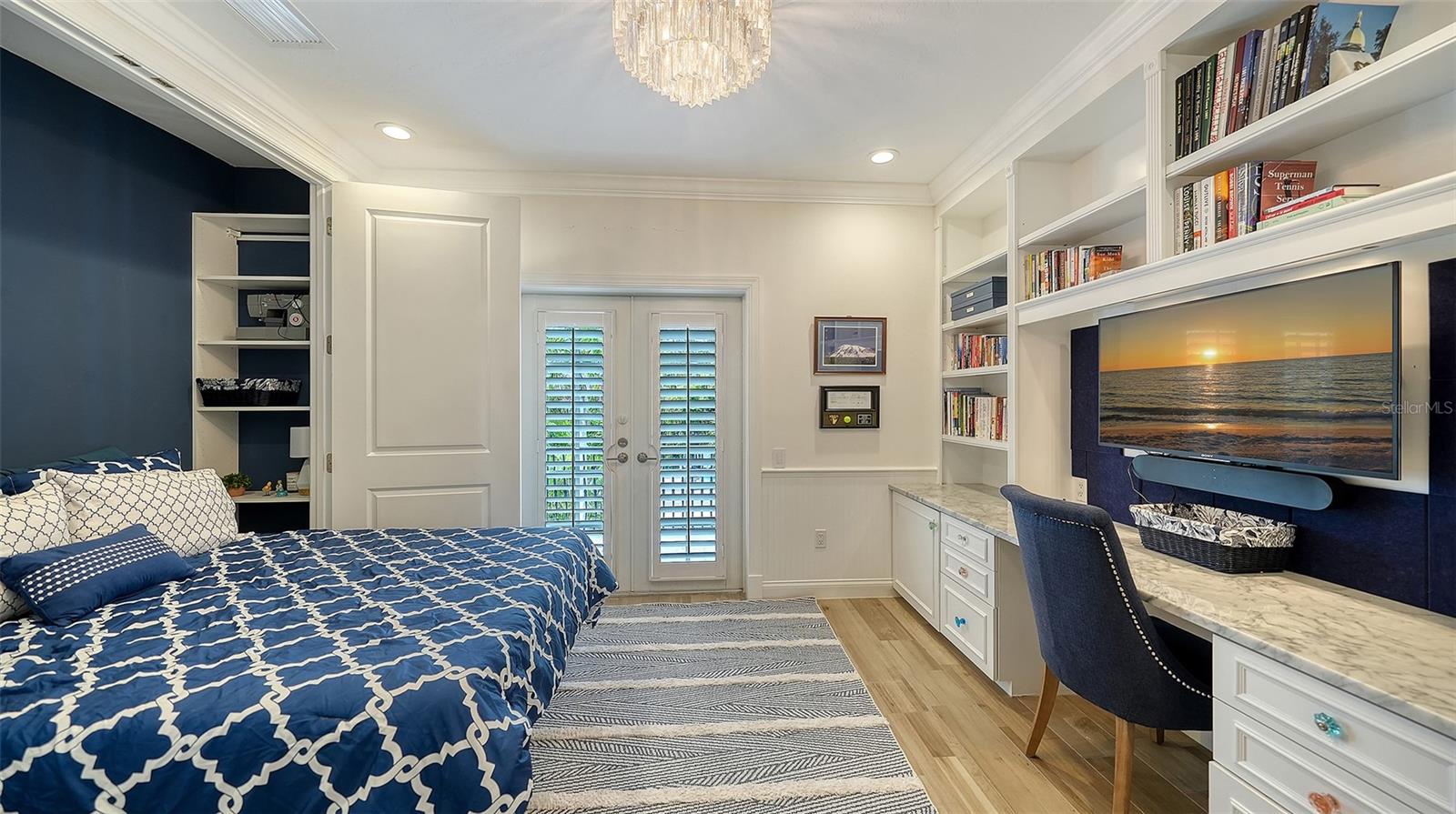 1418 JOHN RINGLING PKWY