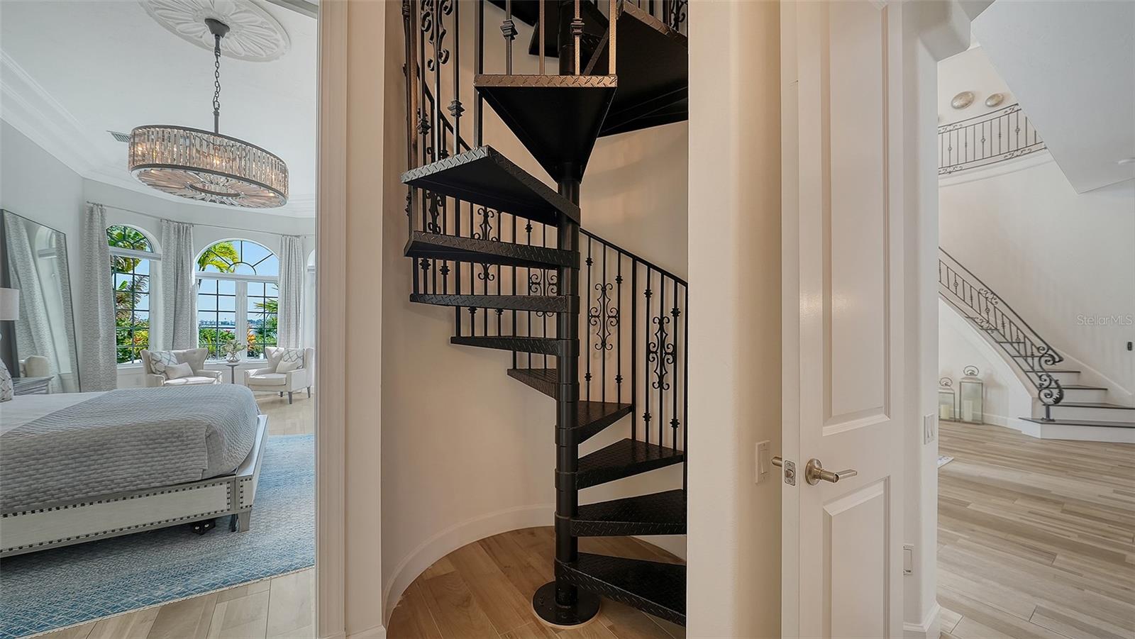 1418 JOHN RINGLING PKWY