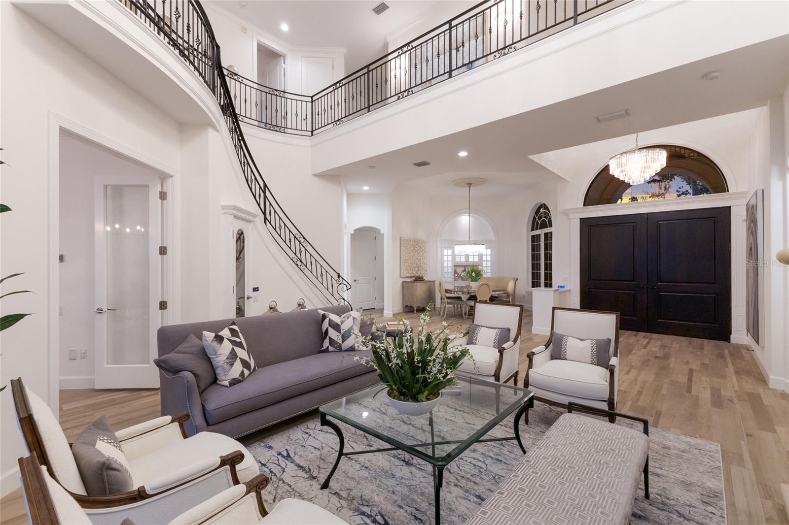 1418 JOHN RINGLING PKWY