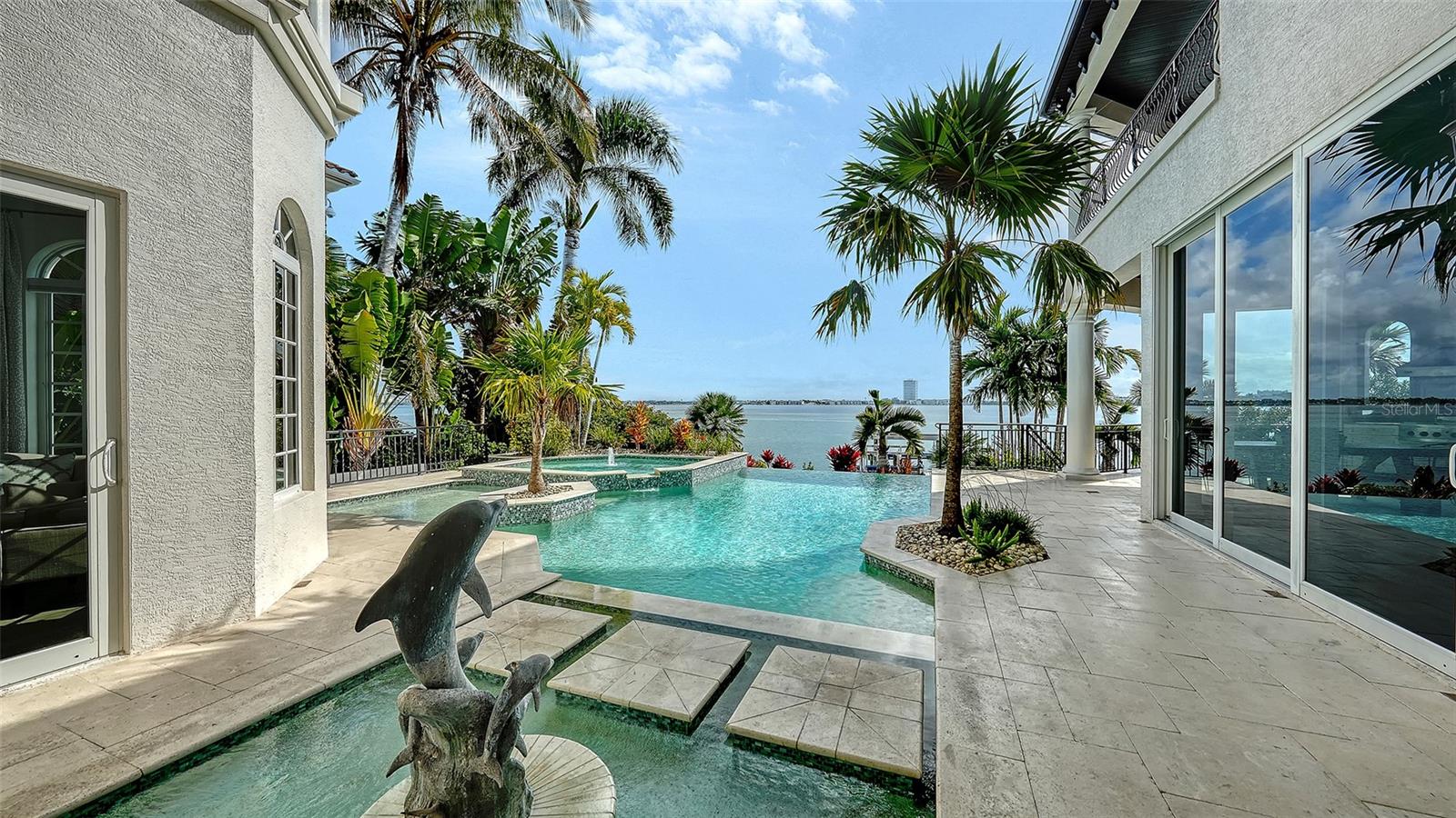 1418 JOHN RINGLING PKWY