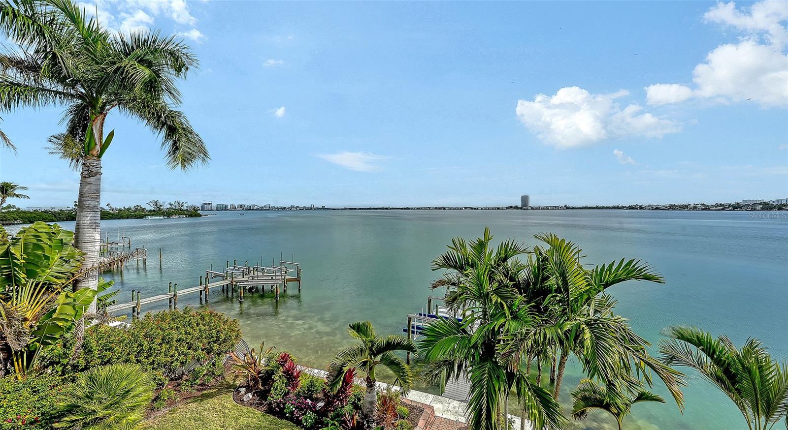 1418 JOHN RINGLING PKWY