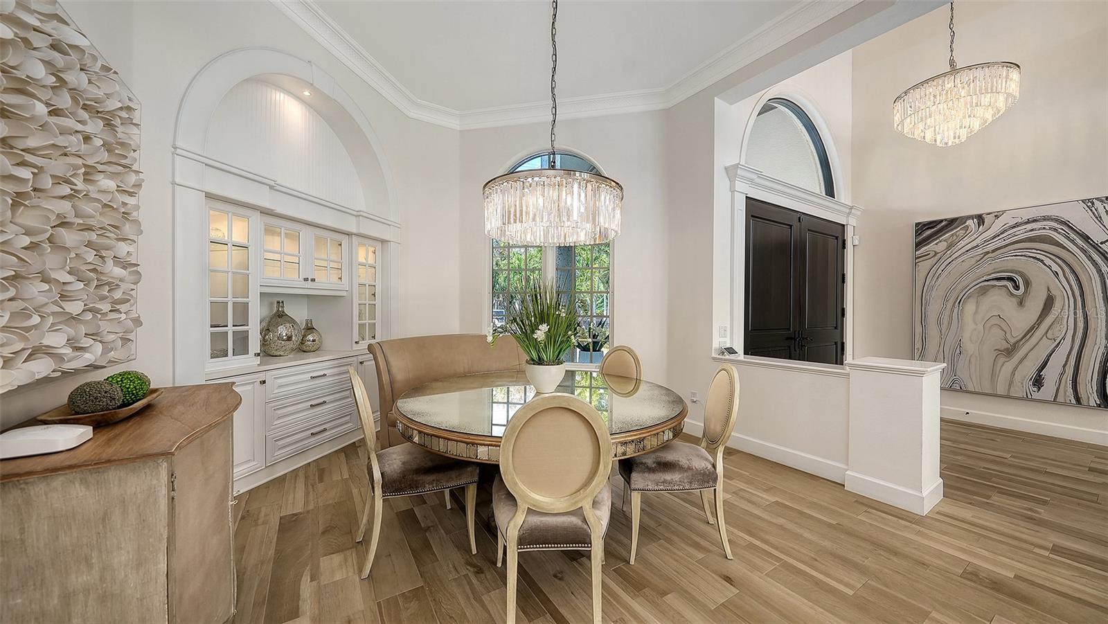 1418 JOHN RINGLING PKWY