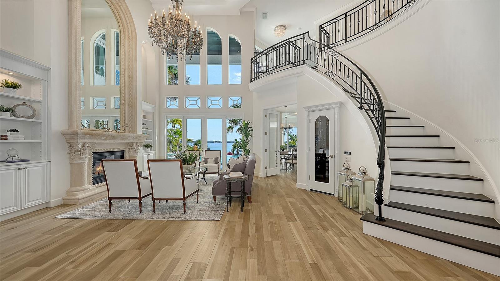 1418 JOHN RINGLING PKWY