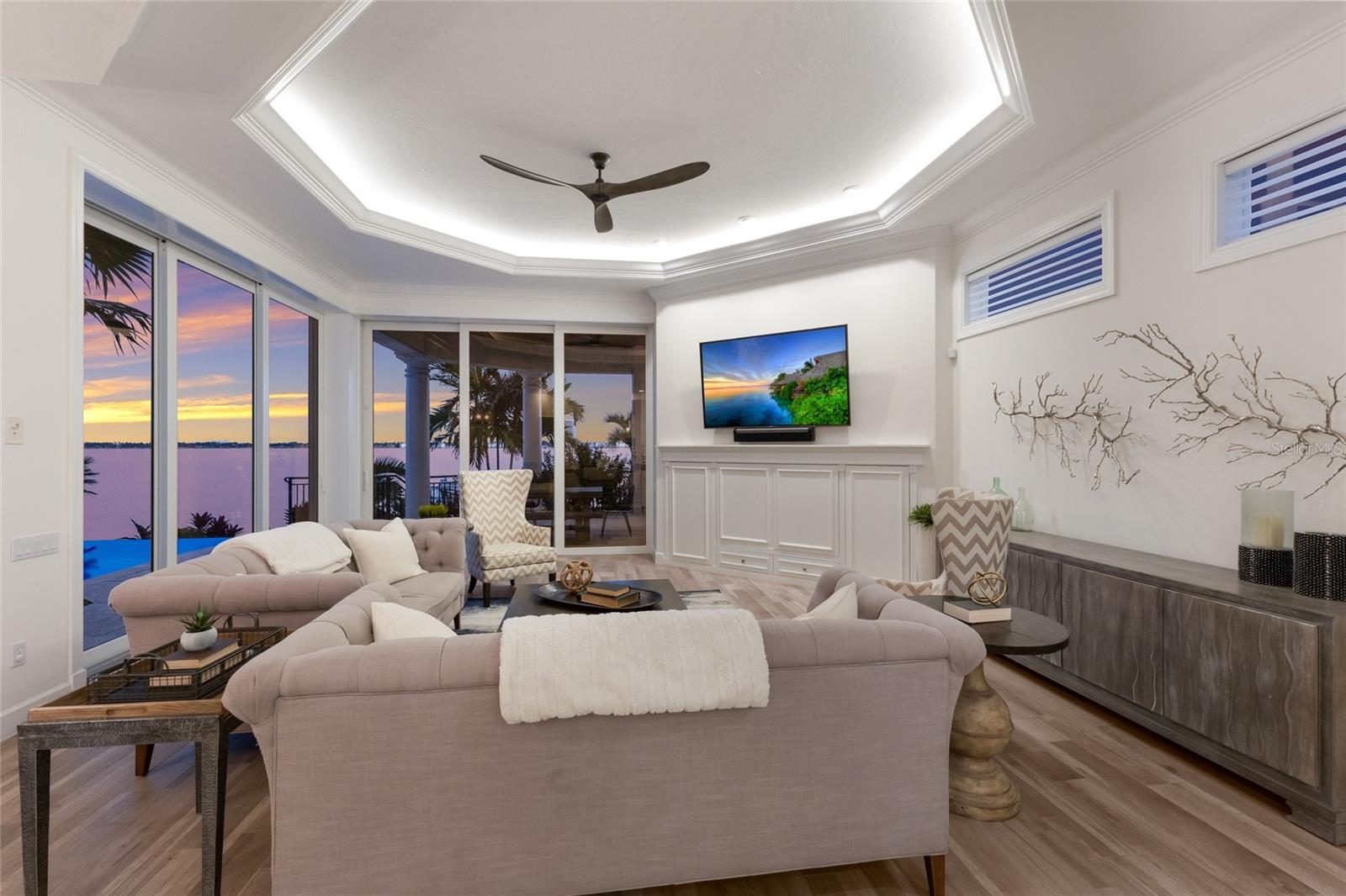 1418 JOHN RINGLING PKWY