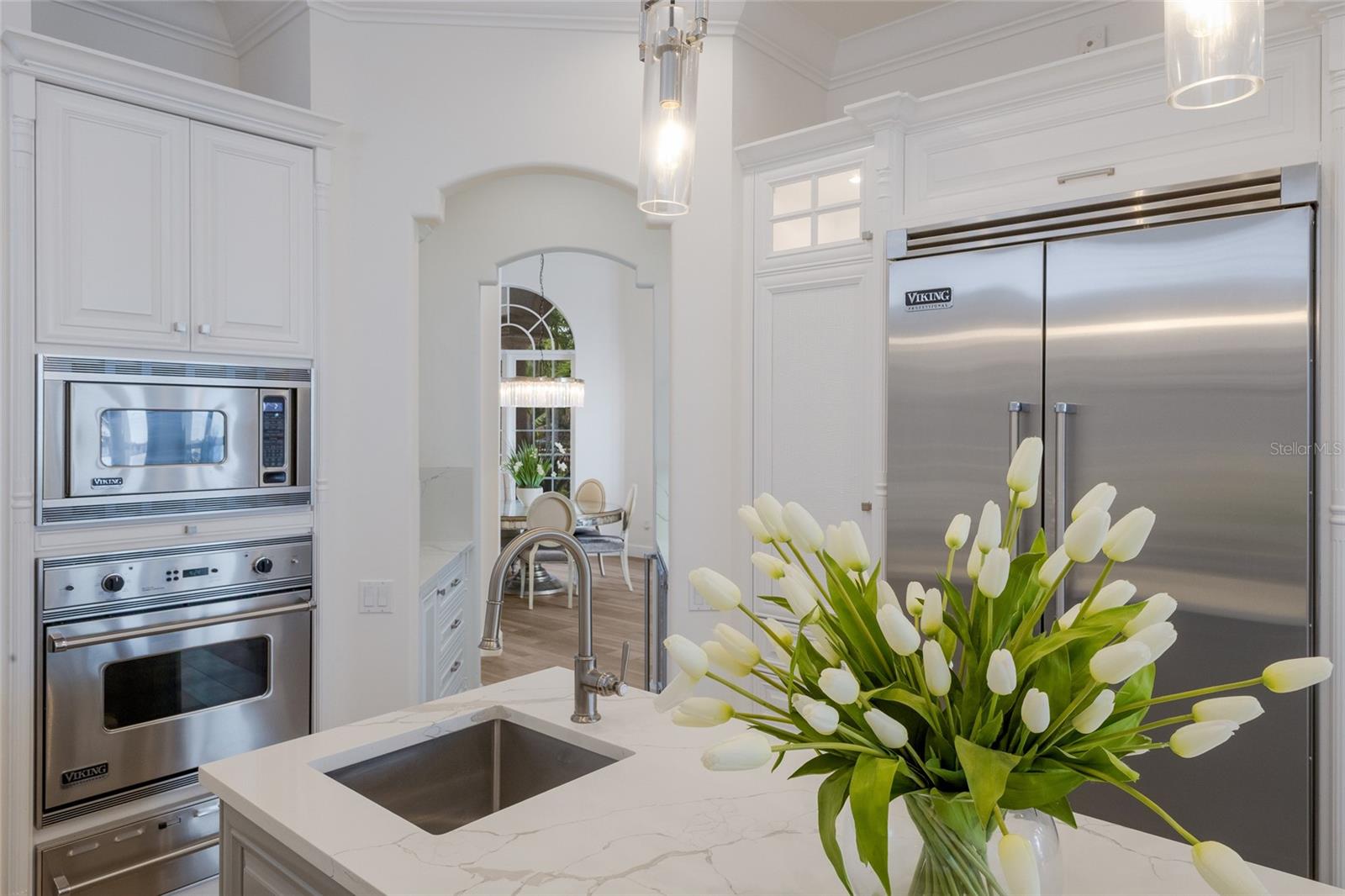 1418 JOHN RINGLING PKWY