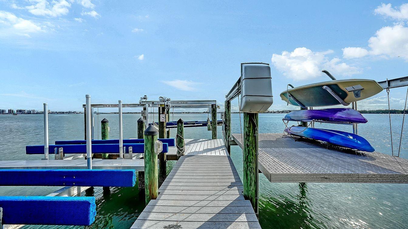 1418 JOHN RINGLING PKWY