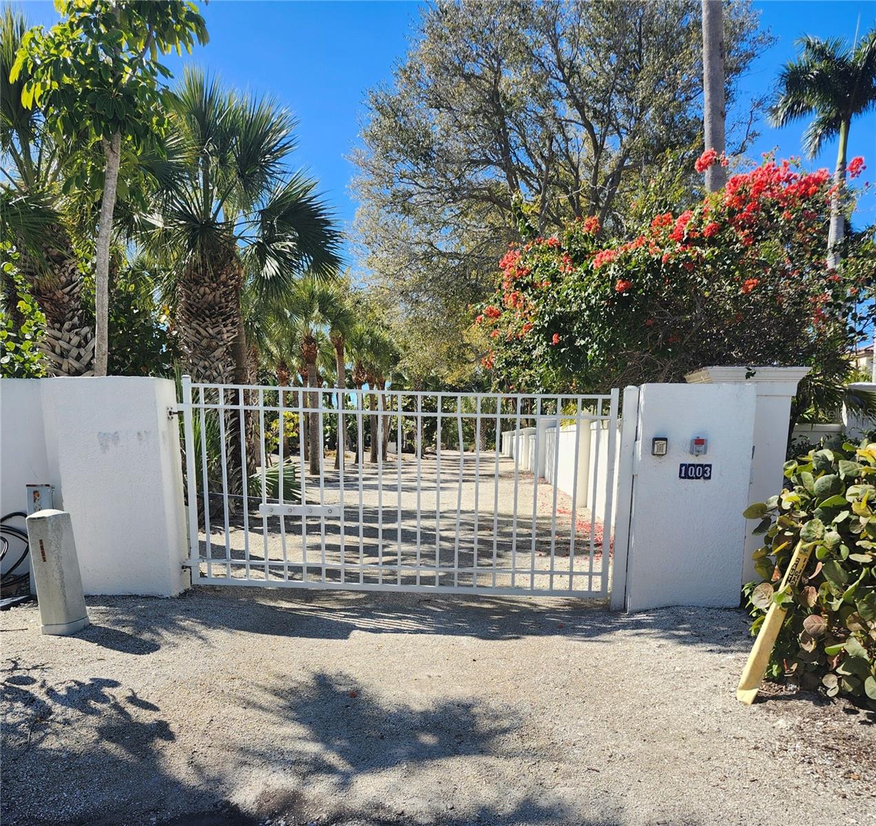 1418 JOHN RINGLING PKWY