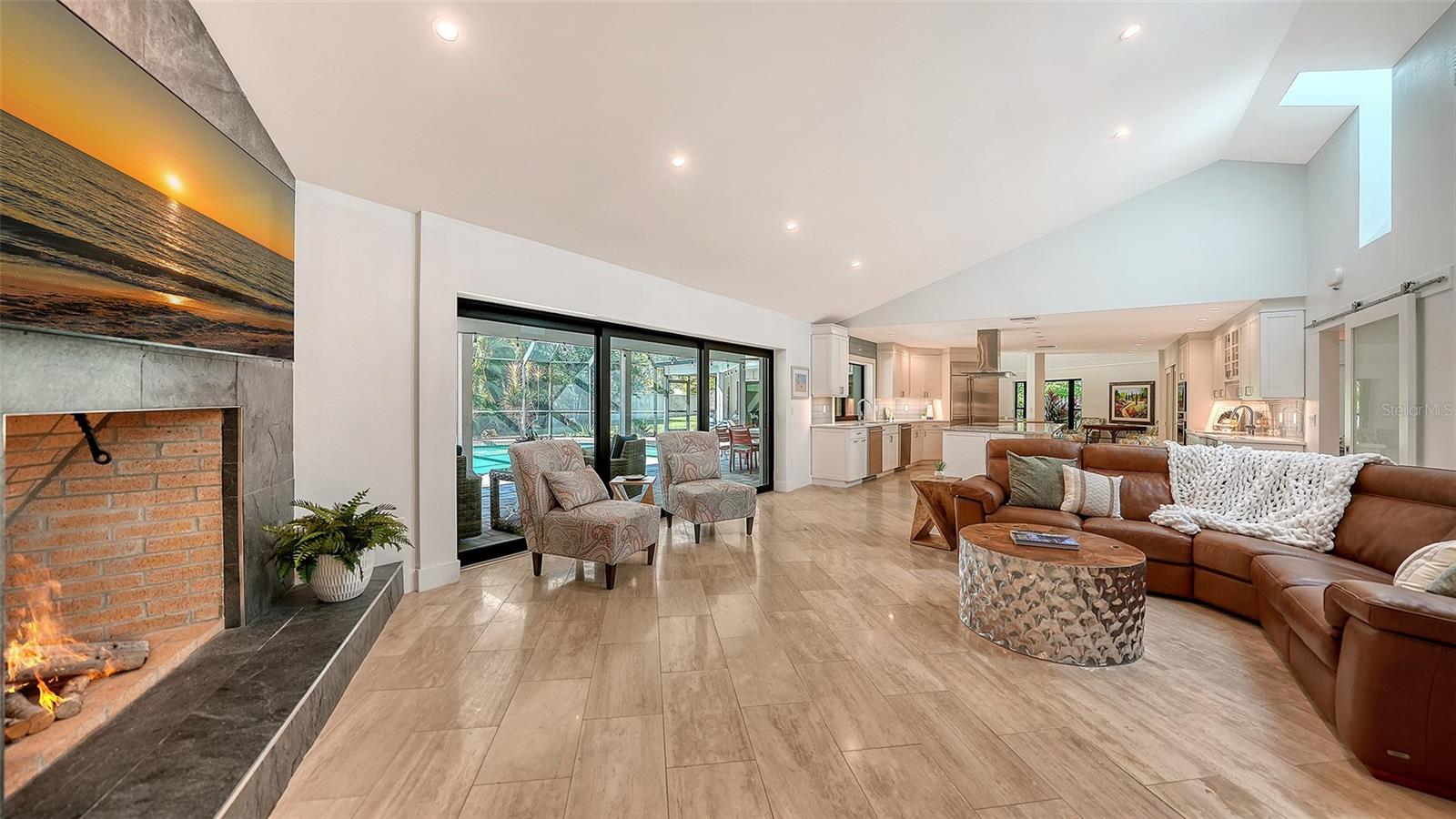 4612 PINE HARRIER DR