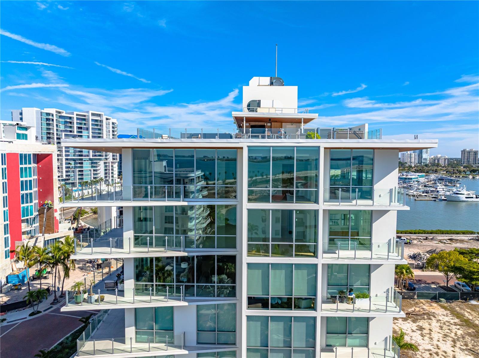 111 GOLDEN GATE PT #701PH