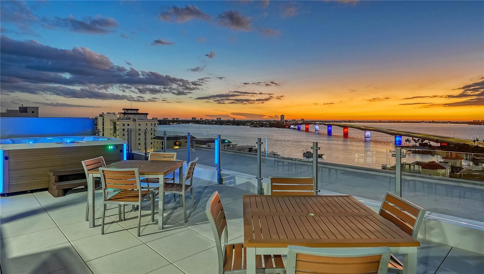 111 GOLDEN GATE PT #403