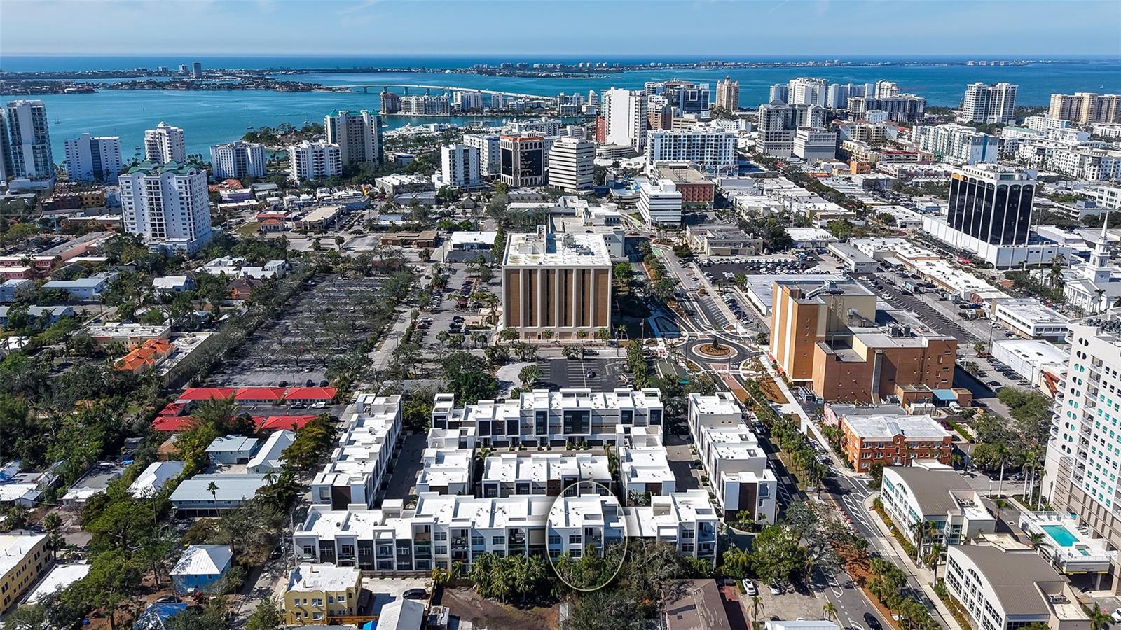 211 COSMOPOLITAN CT #211