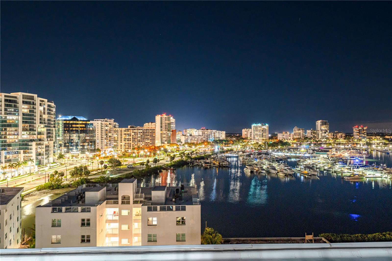 111 GOLDEN GATE PT #801PH