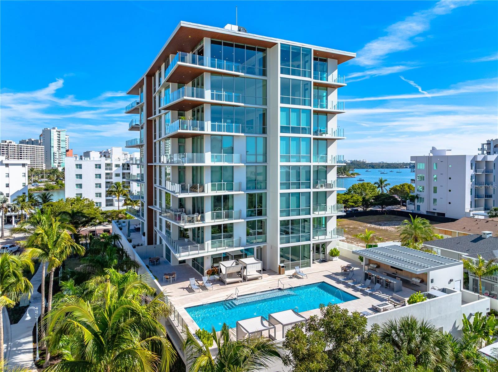111 GOLDEN GATE PT #801PH