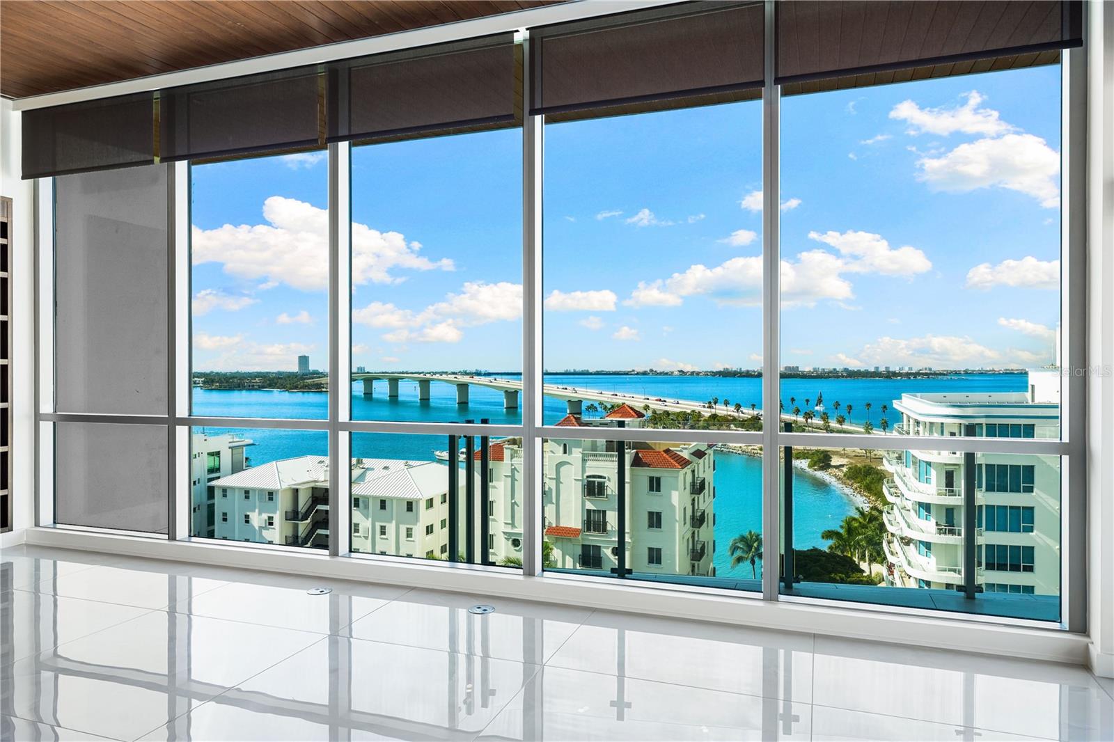 111 GOLDEN GATE PT #801PH