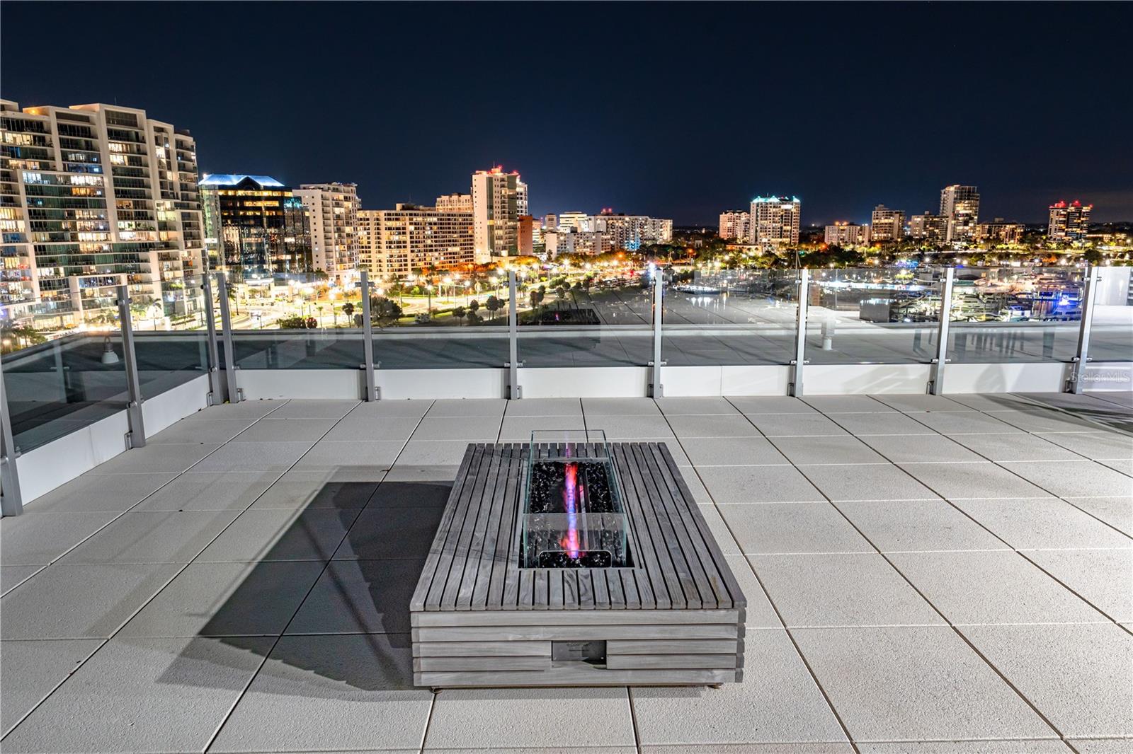 111 GOLDEN GATE PT #801PH