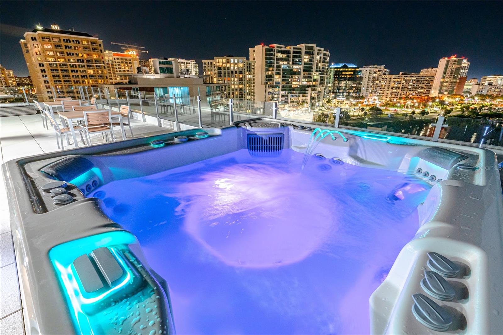 111 GOLDEN GATE PT #801PH